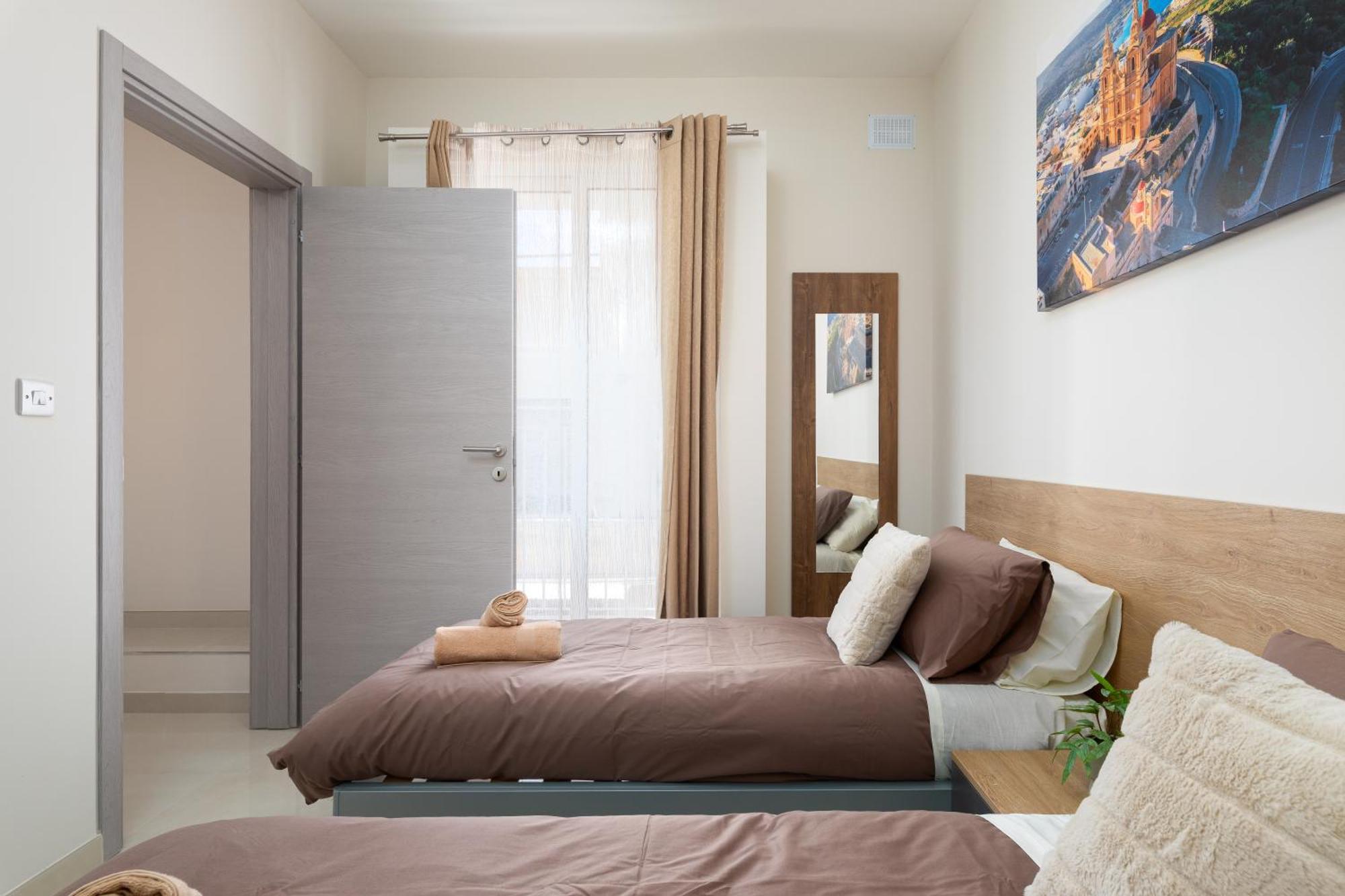 Edka Suites - Modern Sunlit 2Bd Apartments With Balconies - Close To Sliema Promenade, St Julian'S & St Georges Bay Gzira Ngoại thất bức ảnh