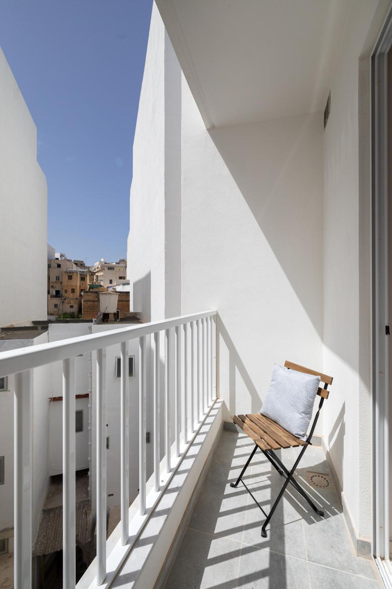 Edka Suites - Modern Sunlit 2Bd Apartments With Balconies - Close To Sliema Promenade, St Julian'S & St Georges Bay Gzira Ngoại thất bức ảnh